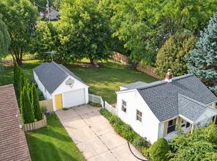 217 S Lee St, Appleton, WI 54915