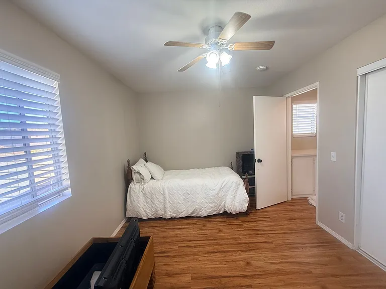 39540 June Rd — Photo 11