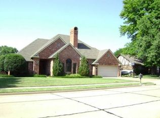 2313 Chapel Hill Rd, Ponca City, OK 74604