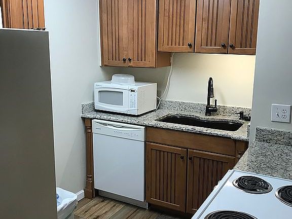 3rd image of 4000 Gulf Terrace Dr Unit 275