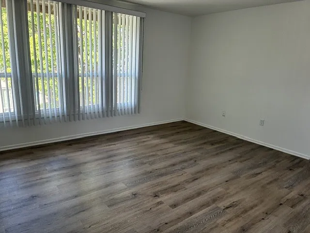 Sierra Woods Apartments — Photo 4