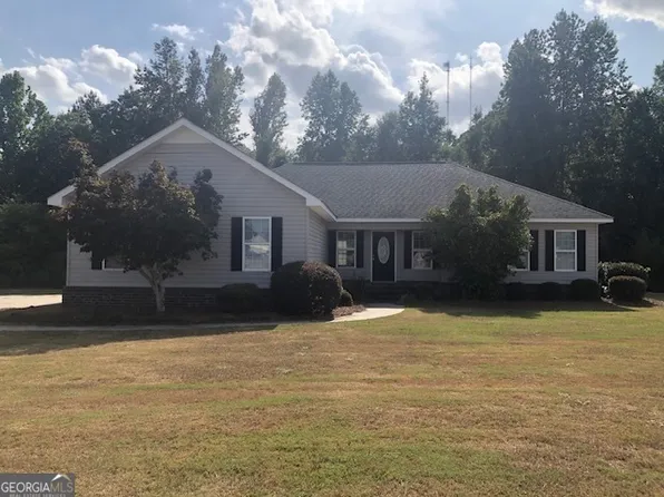 212 Bruiser Cir, Statesboro, GA 30458