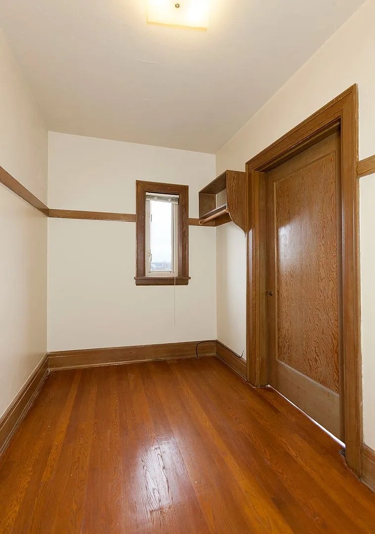 St. Helens Apartments — Photo 4