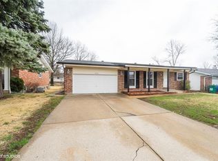 4448 Papal Dr, Florissant, MO
