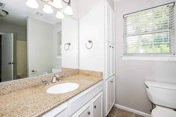 3025 Silverwood Dr — Photo 9