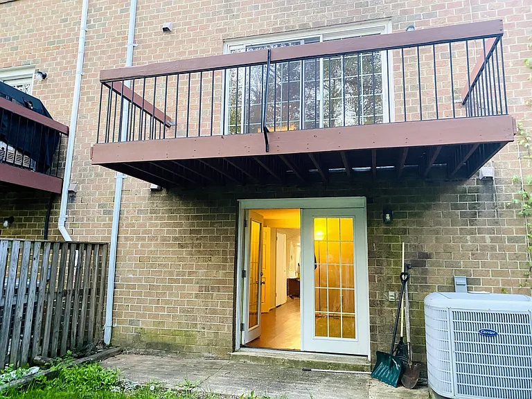 10690 High Beam Ct — Photo 30