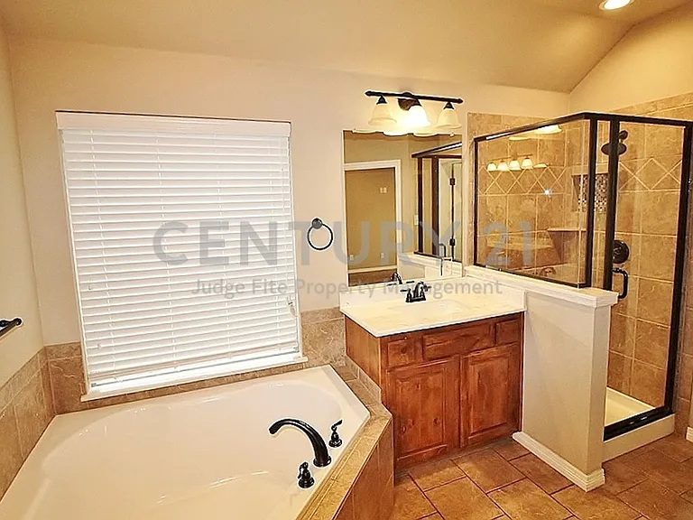 122 Sierra Dr — Photo 16