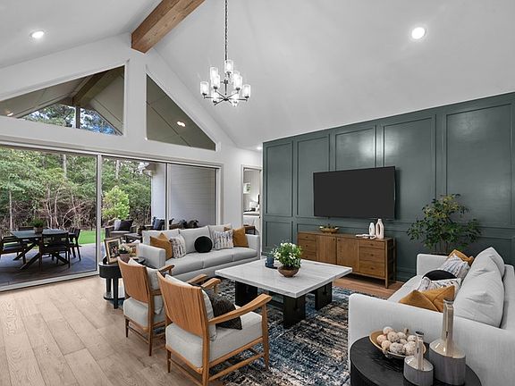 The Lotus - Family Room