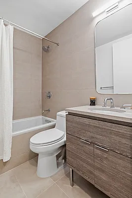 Rented by Greystar | media 18