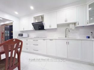 86 Puma Dr #A, Toronto, ON M1V1G9