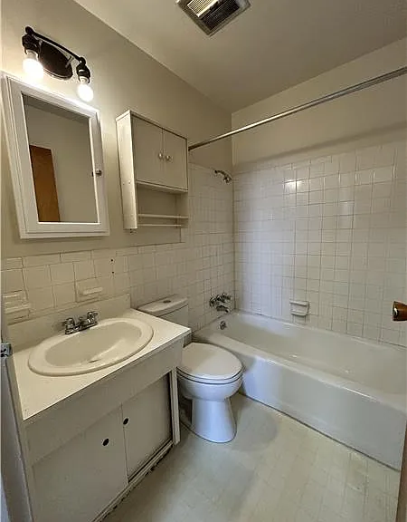 407 Colonial Dr #44 — Photo 9