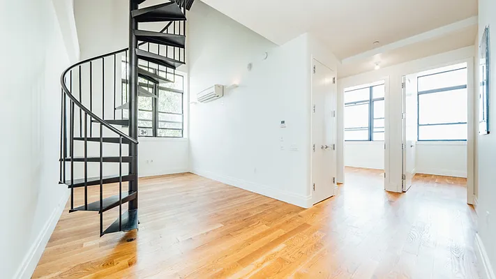 Rented by Nooklyn NYC LLC | media 32
