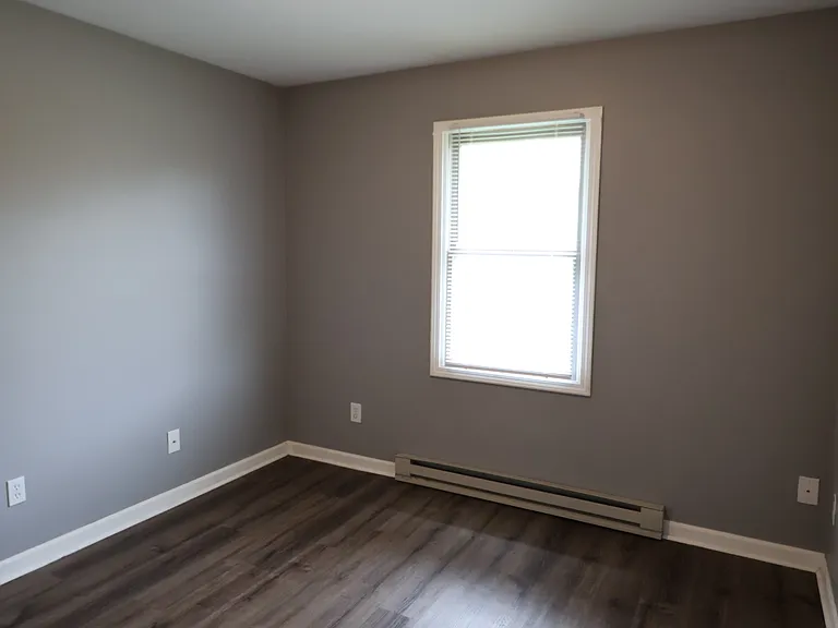 184 W Hayden Pike — Photo 16