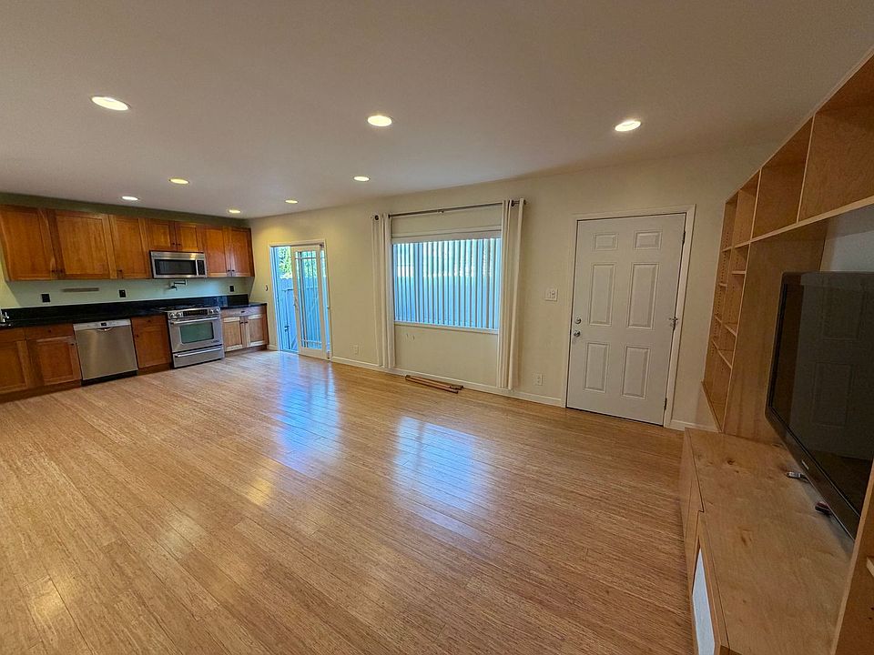 1st image of 4671 Westlawn Ave #4673