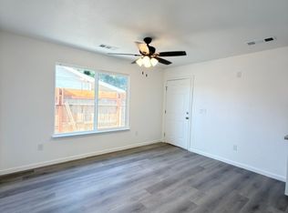 1907 W 4th St, Madera, CA 93637