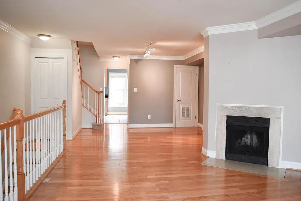 1407 A St NE #1407 photo 1