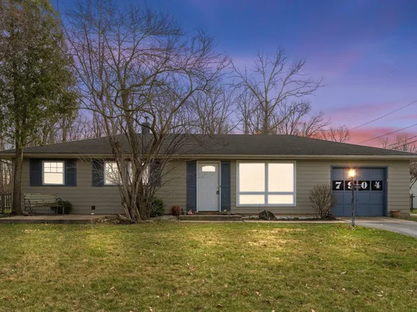 7904 Sunny Ln, Fort Wayne, IN 46835