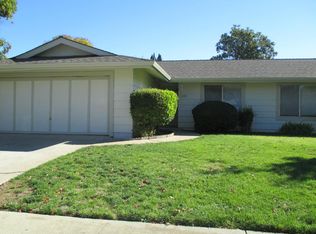 7730 Laurel Dr, Gilroy, CA 95020
