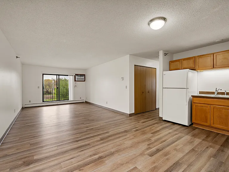 Dove Terrace Apartments — Photo 7