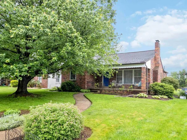 302 E Marble St, Mechanicsburg, PA 17055