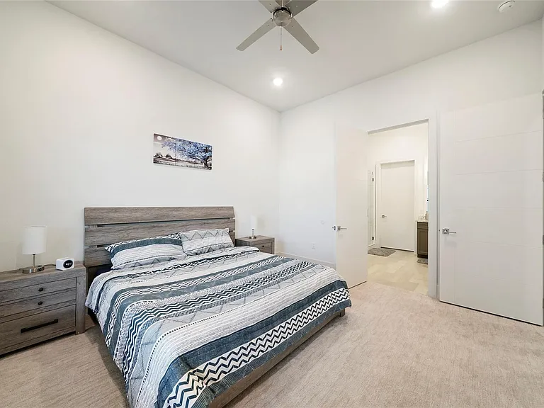 199 Waterpoint Ct #405 — Photo 8