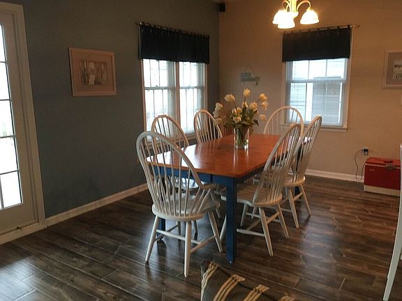 2nd image of 1340B Asbury Ave #2