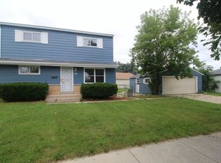 6163 N Joyce Ave, Milwaukee, WI 53225
