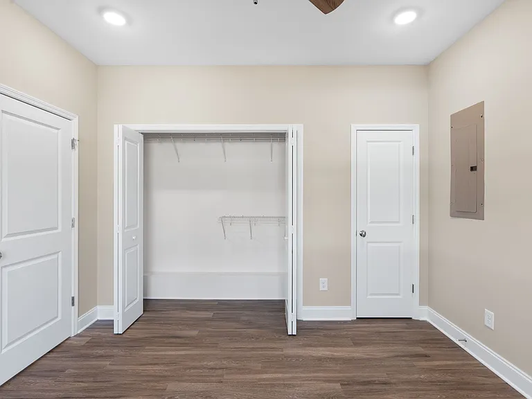 4016 Belcourt Dr — Photo 12