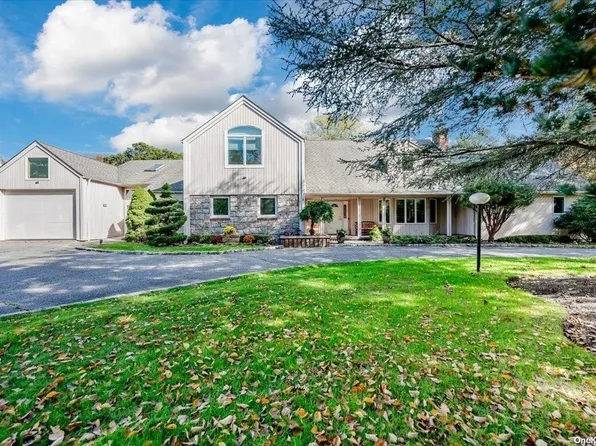 83 Cherry Lane, Laurel Hollow, NY 11791