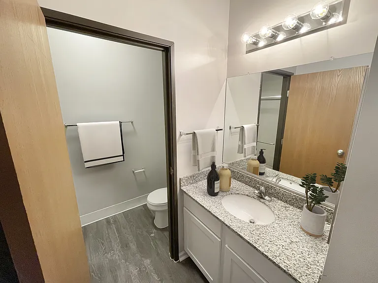 Corner House Lofts — Photo 8