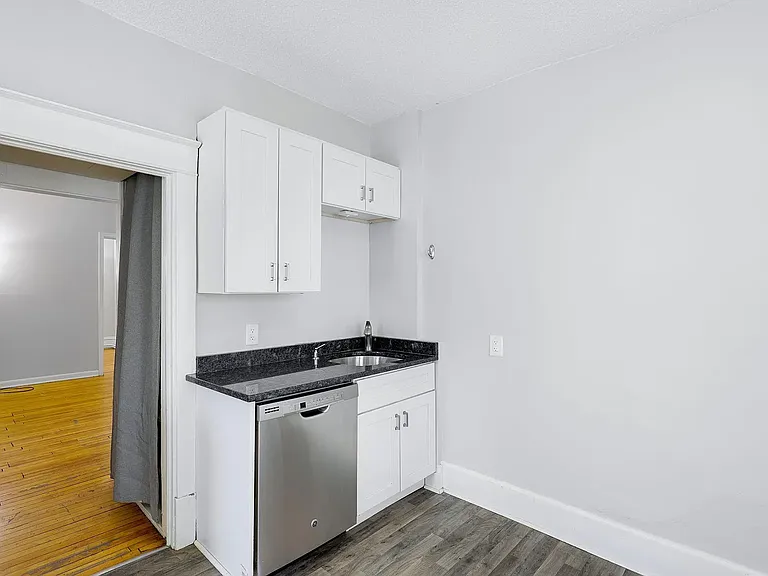3433 Aldrich Ave S — Photo 37