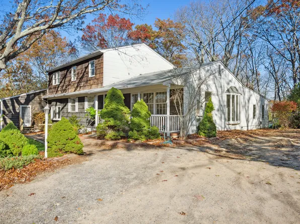 43 Ridge Rd W, Sag Harbor, NY 11963
