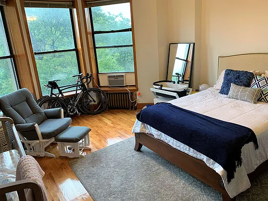 Rented by Joe Gotham LTD | media 27