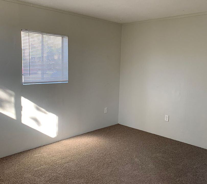 1st image of 2830 E 8th St #8649125