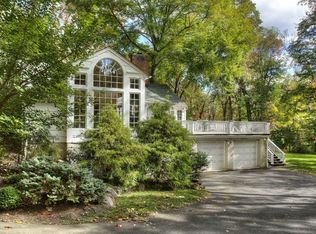 26 Maryknoll Dr, Basking Ridge, NJ 07920