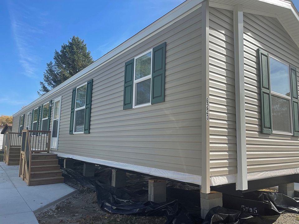 1st image of 9910 Geraldine St #364