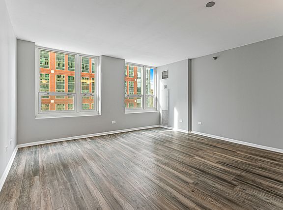4th image of 345 N Lasalle St #509
