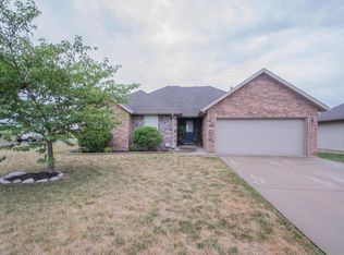 5280 E Pacific St, Springfield, MO 65802