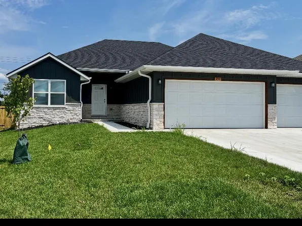 930 S Pindall Lane, Nixa, MO 65714