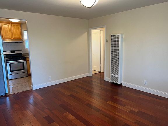 3rd image of 3019 Alma St