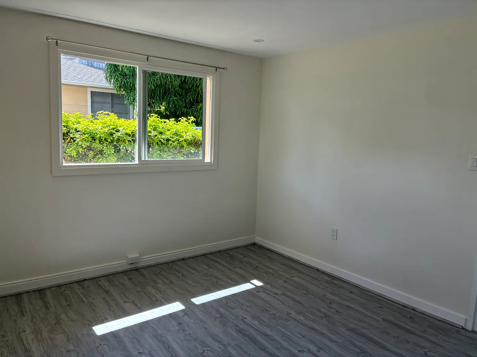 1 bed, 450 sqft, $2,300 — Photo 4