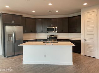 1402 W Golden Ore Pass, Apache Junction, AZ 85120