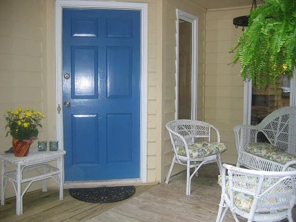 Private Front Entrance