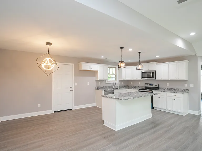 1229 Berwick Trl — Photo 16