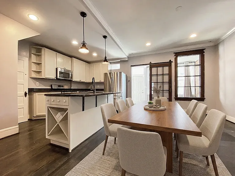 2519 N Capitol St NE — Photo 1