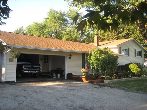 4th image of 2911 Maine Ave