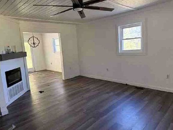 Additional Living Room