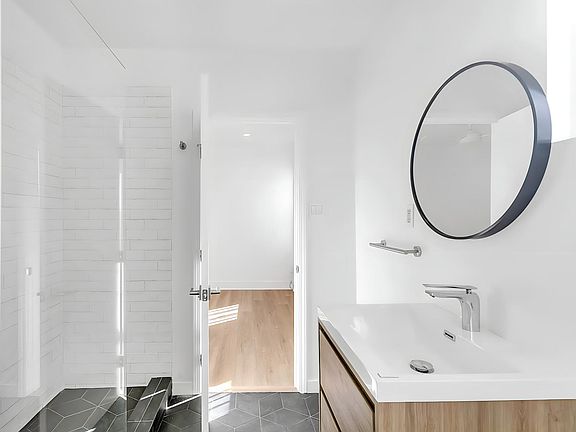 5th image of 5704 Fountain Ave #5710.5