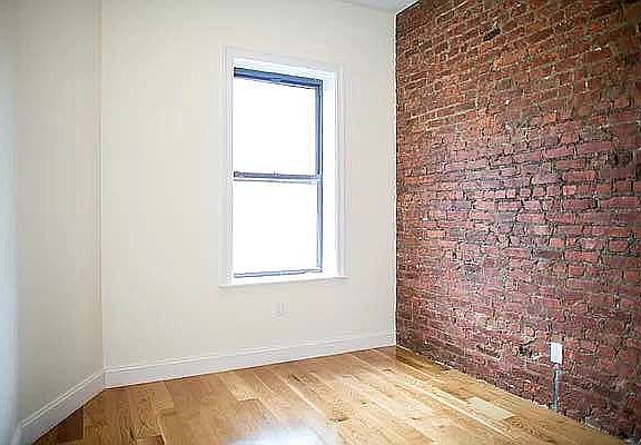 5th image of 303 Woodbine St APT 2R