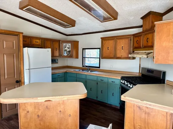 235 County Road 7155, Berryville, AR 72616